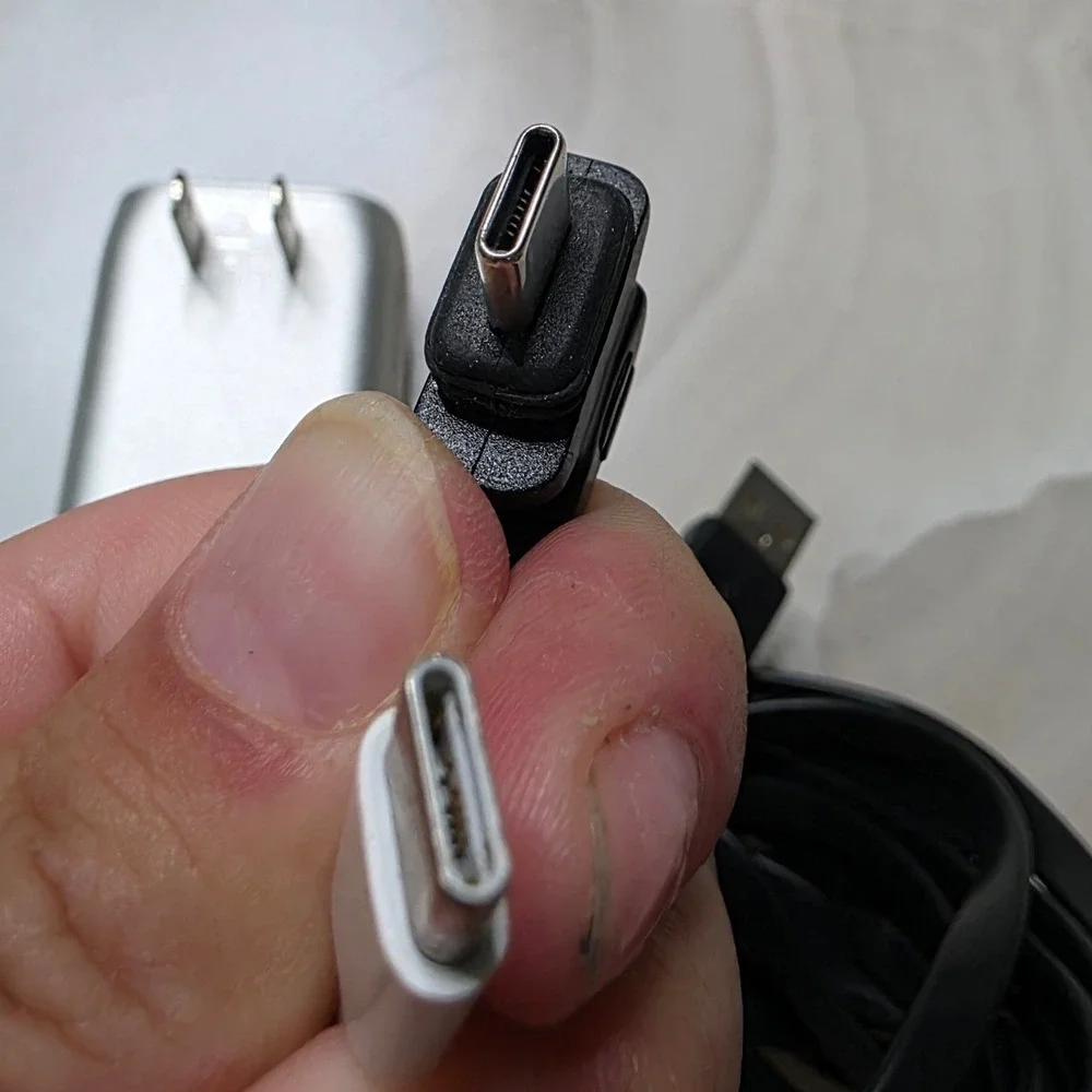 Belkin 37W USB PD Wall Charger PPS WCY006dq Silver Dual Port with 2 USB-C W4
